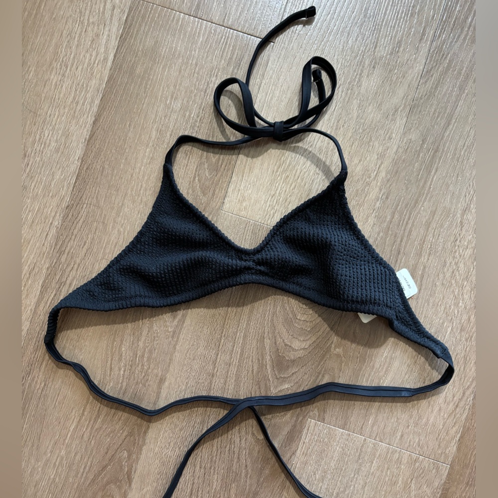 NWT aerie Black Textured Halter Bikini Top, Size Small